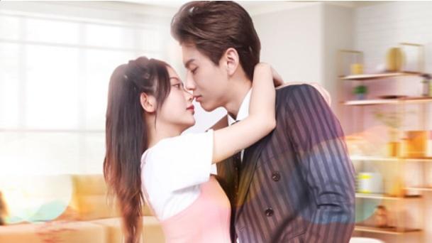 他父亲被称为“厦门李嘉诚”，搭戏古天乐走红，出道多年没拿影帝